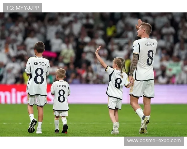 乐鱼足球体育：乐鱼平台在足球体育领域的创新服务与用户体验提升